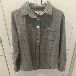 Tradlands | classic wool shirt (sz small)
